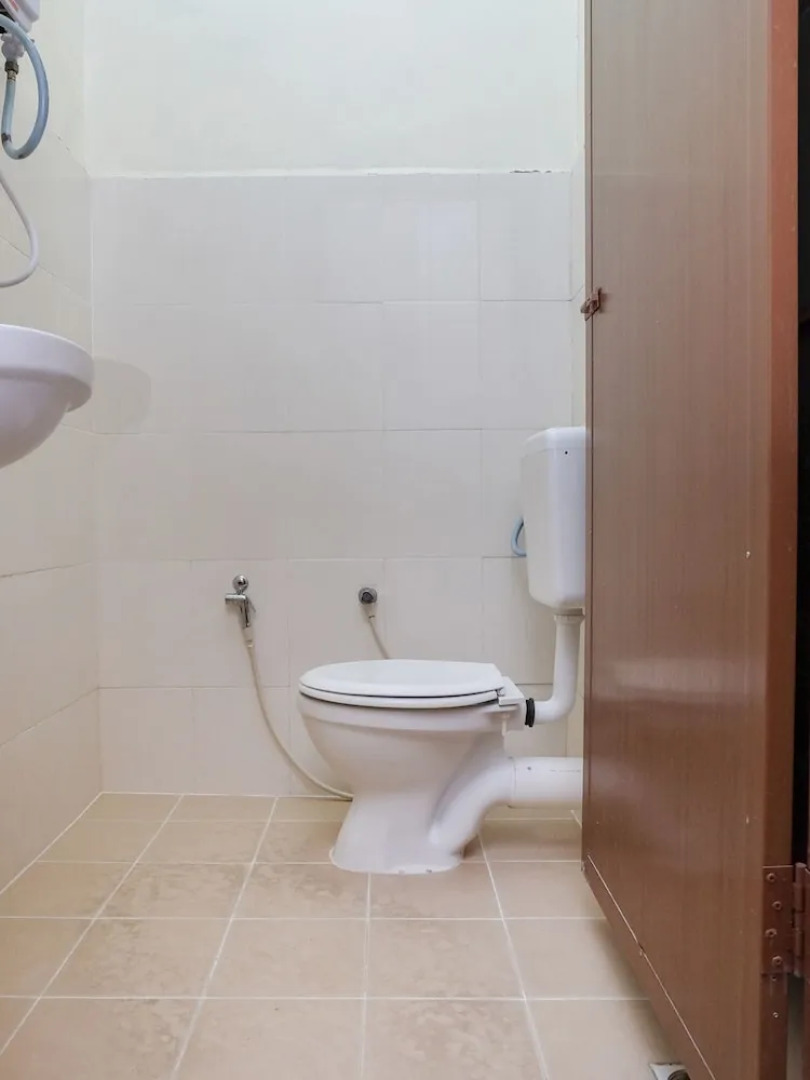 OYO 90180 Gemilang Hotel Kerteh