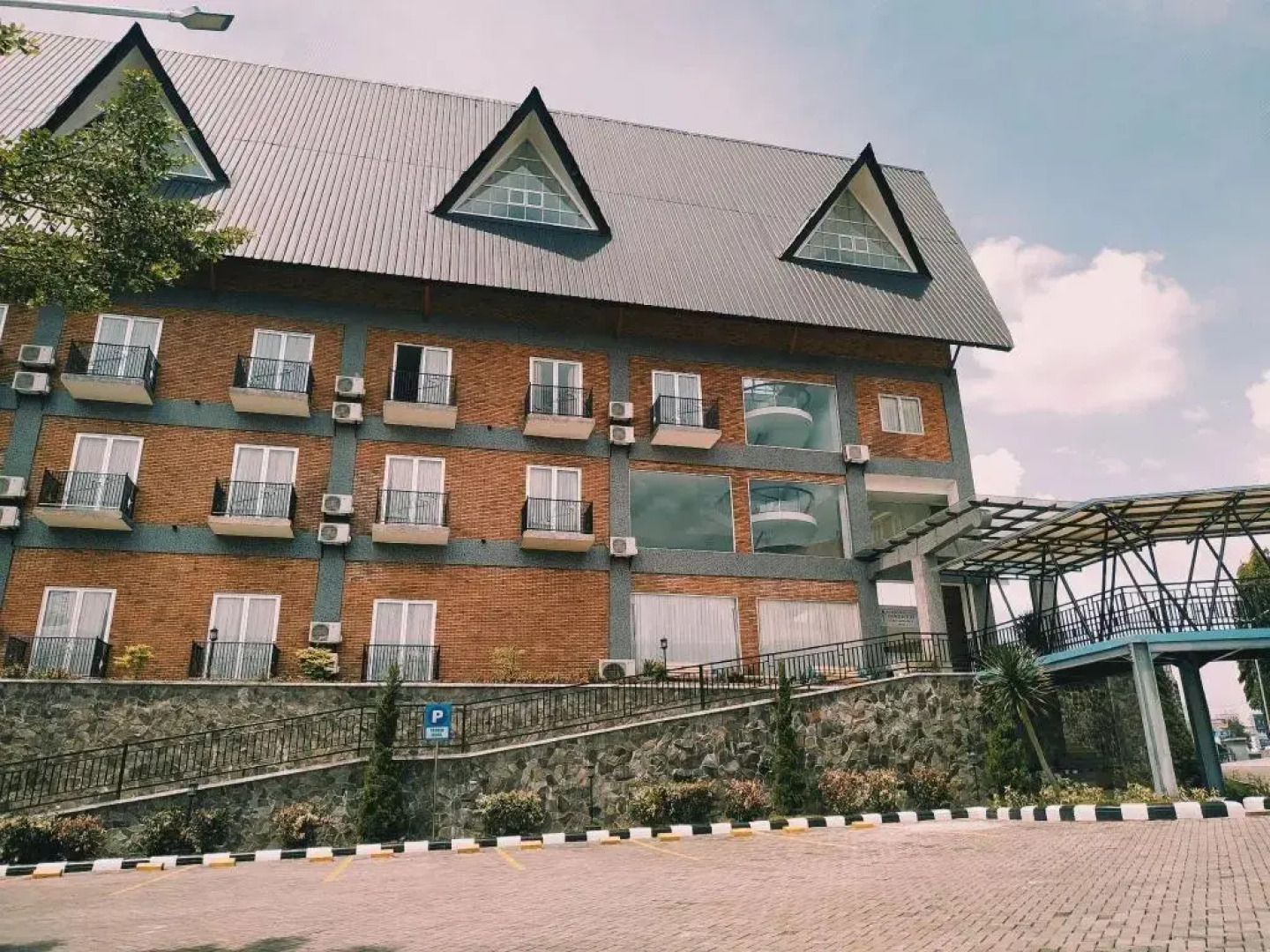 Sapadia Hotel Siantar