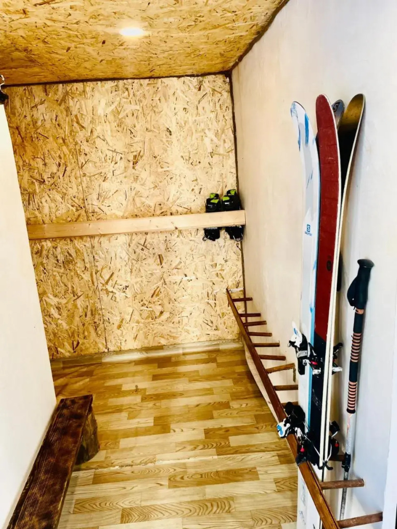 Niniko Shampriani Guest House