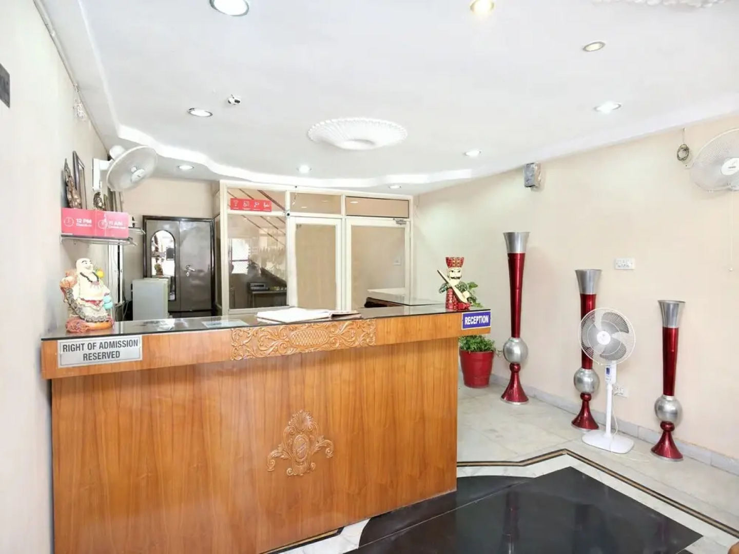 OYO 15710 Hotel Vikrant