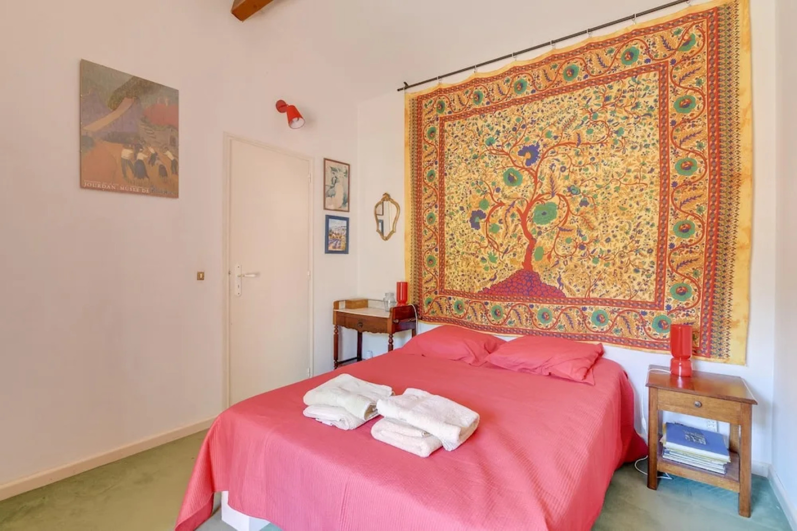 House With 3 Bedrooms in Oppède, With Wonderful Mountain View, Private