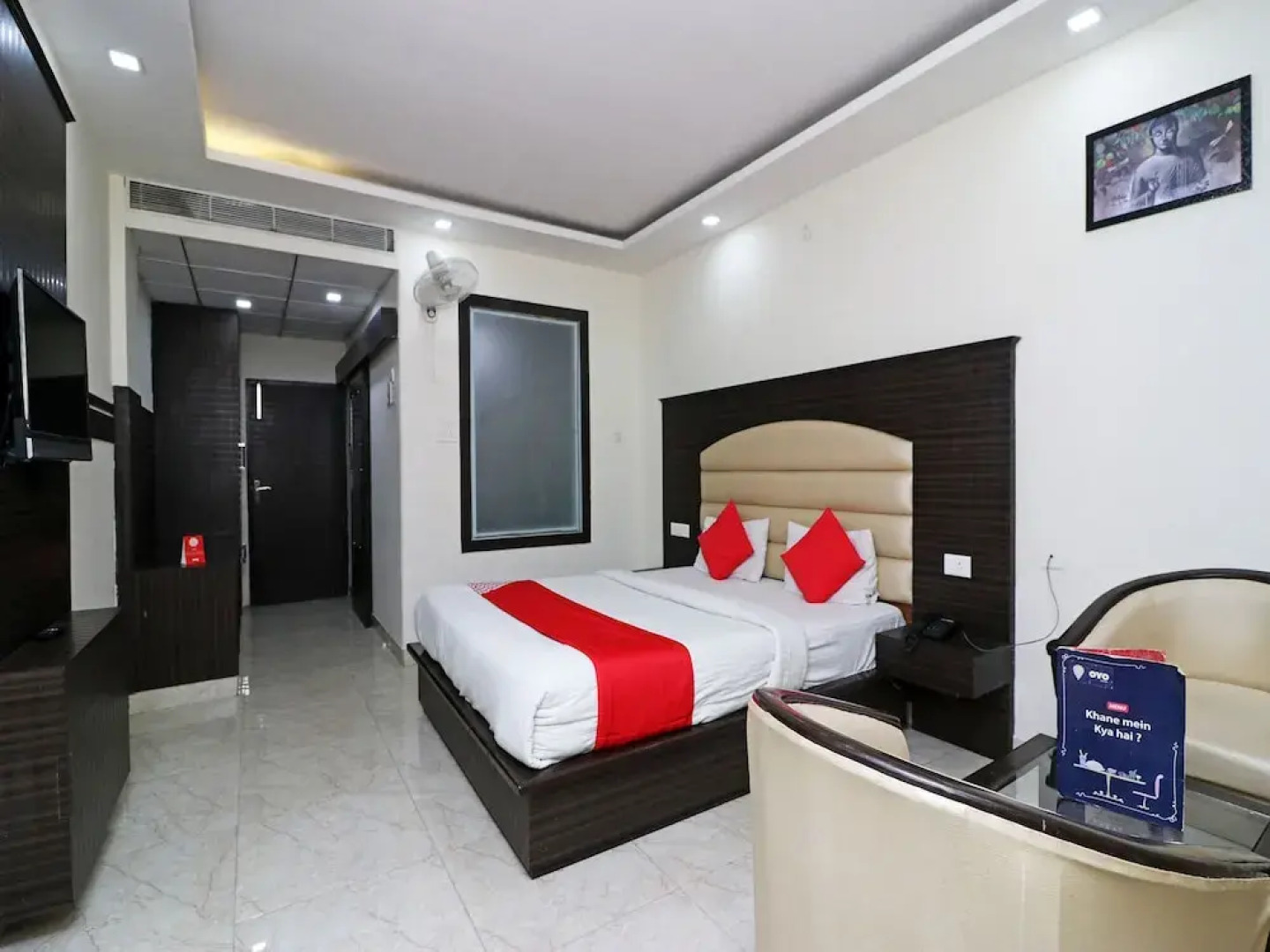 Capital O 24994 Castle View