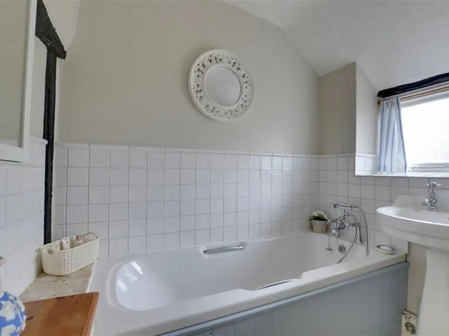 Pretty Holiday Home in Sedlescombe Kent With Garden