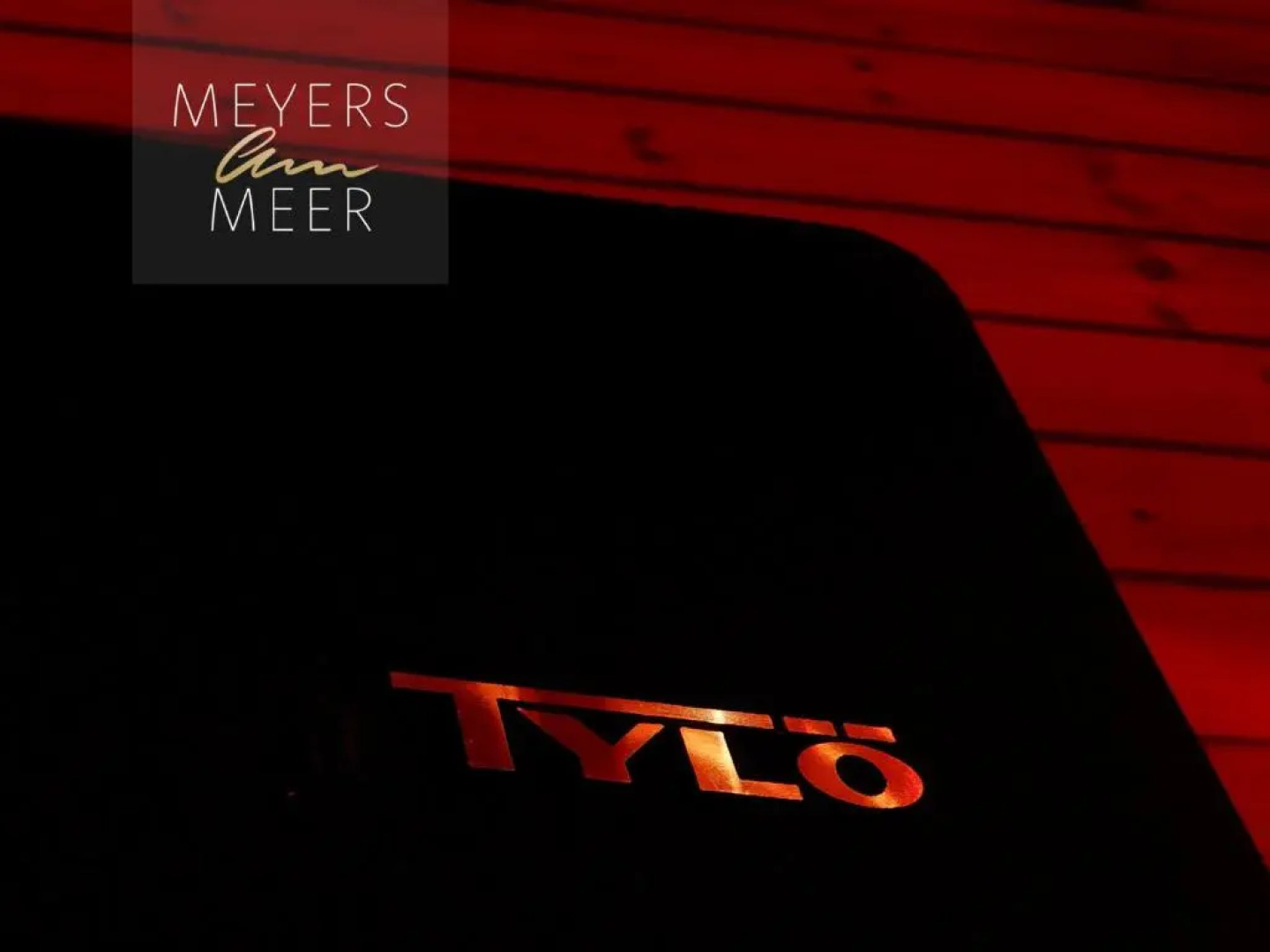 Schwarzes Holzferienhaus mit Sauna -- GARTENGLÜCK -- an der Ostsee, Zierow bei Wismar, Strand 500m, 2 Schlafzimmer