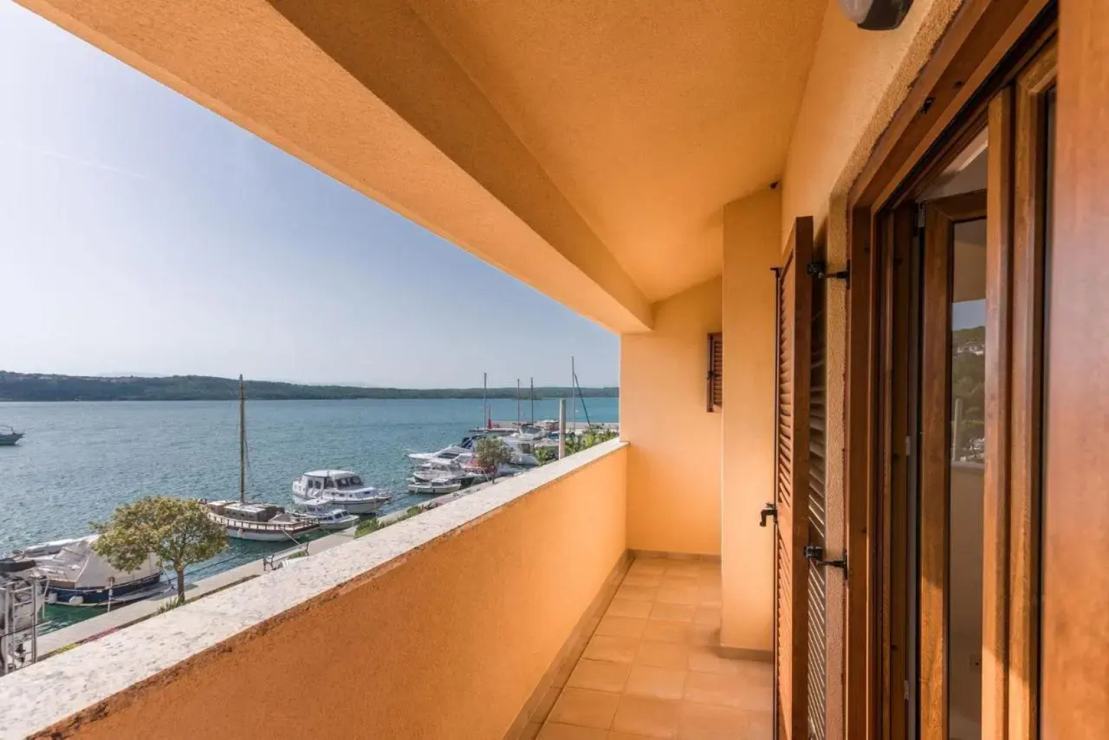 Apartments Insula Aurea