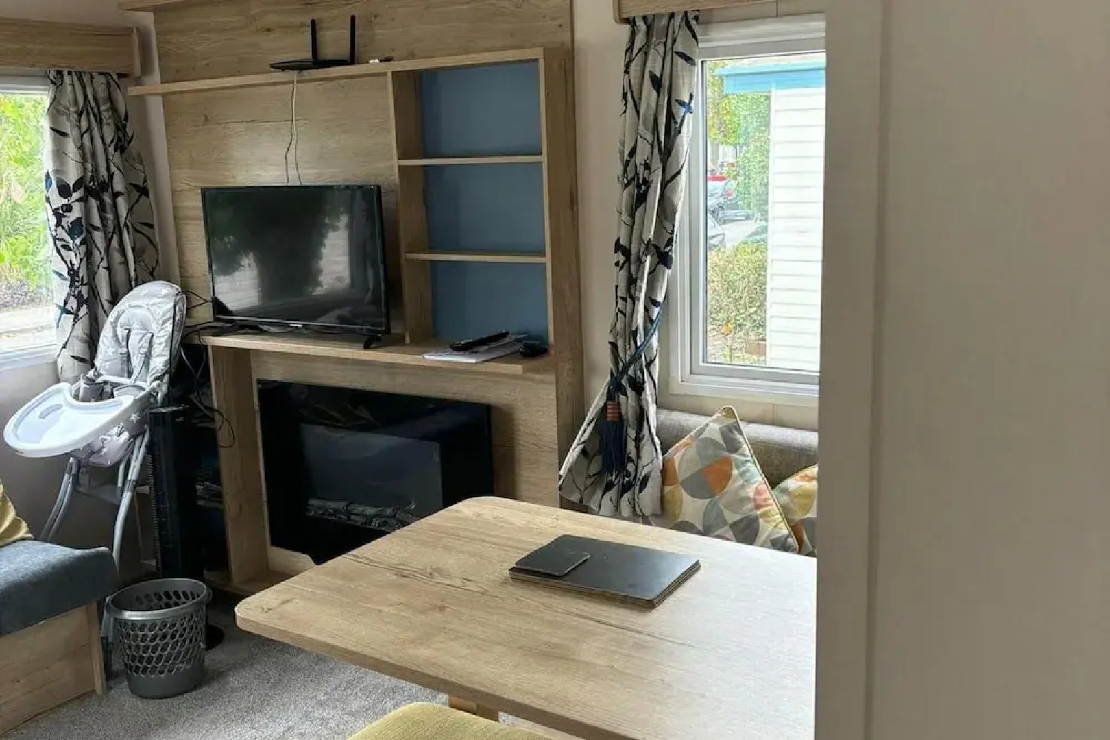 2 Bed-sleeps 6-pets-private - Parking sea 3mins