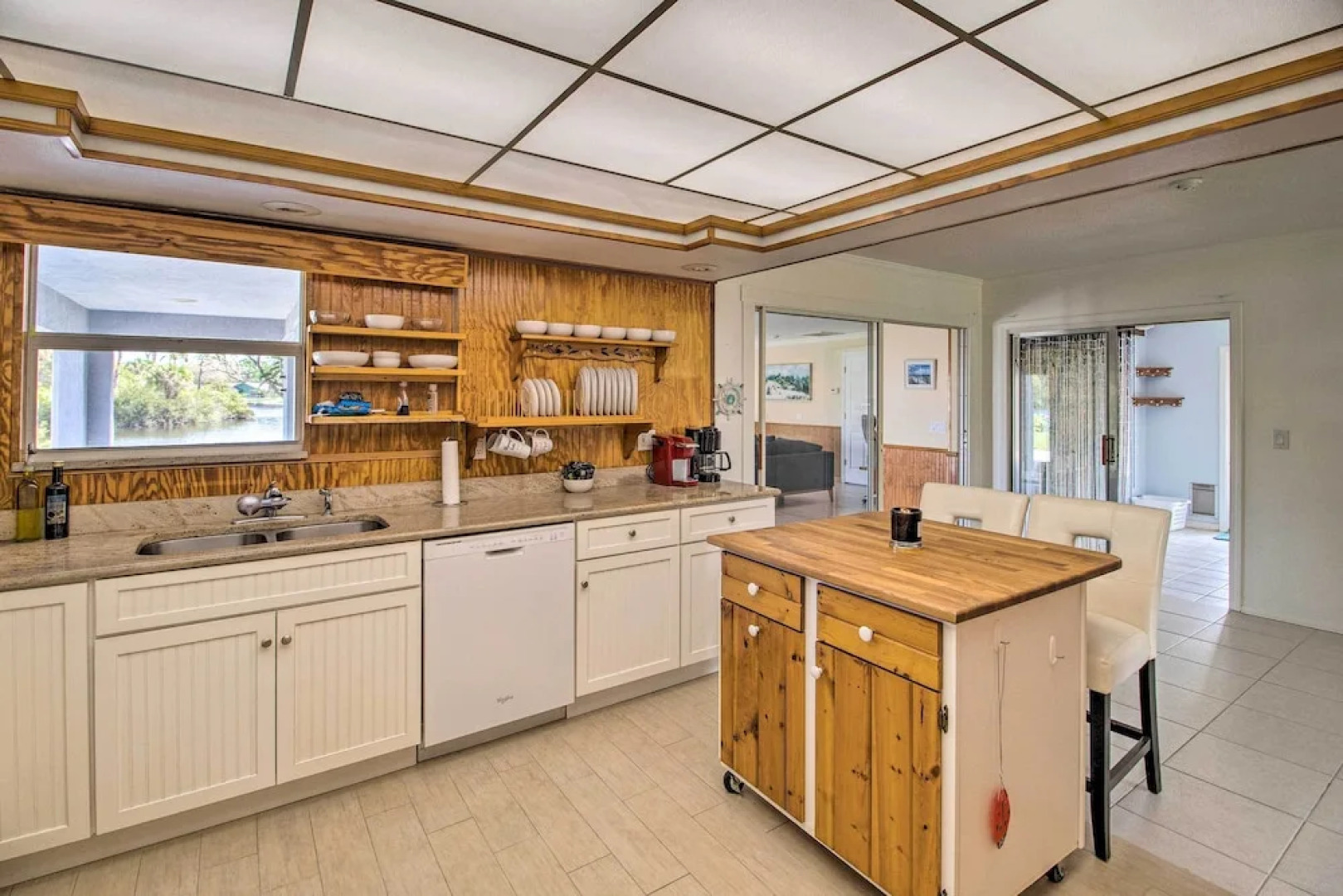 Pet-friendly Sebastian Home on Lake; Golf Nearby