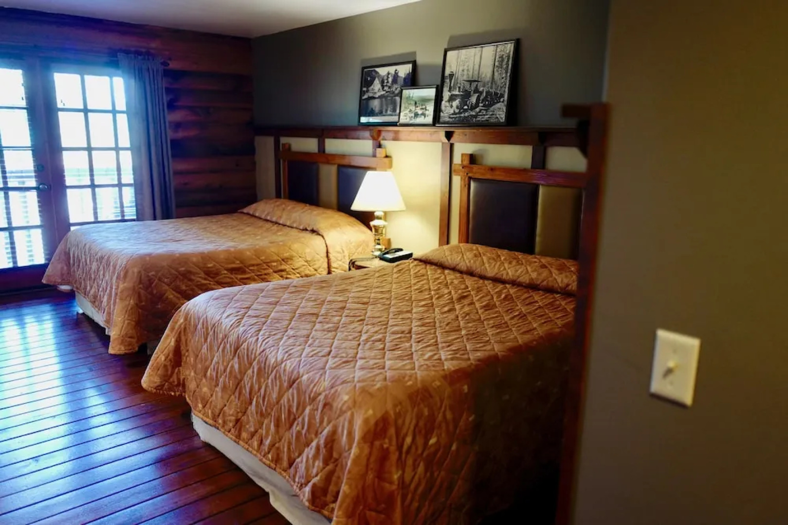 Sumas Mountain Lodge