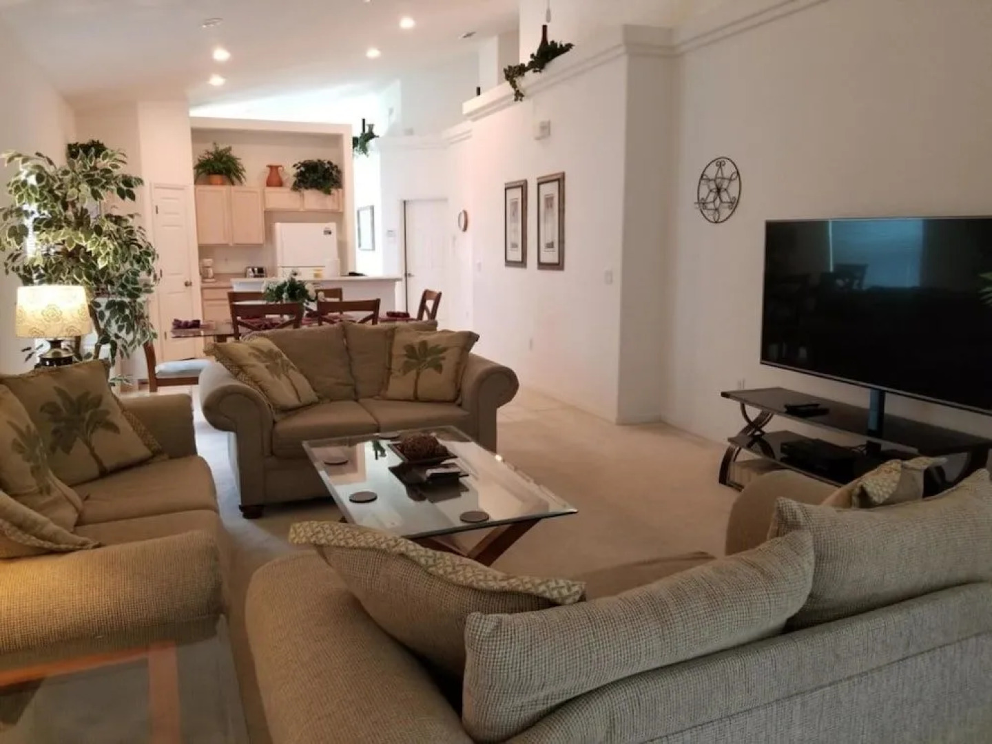 4BR Marbella Pool Home by FVH