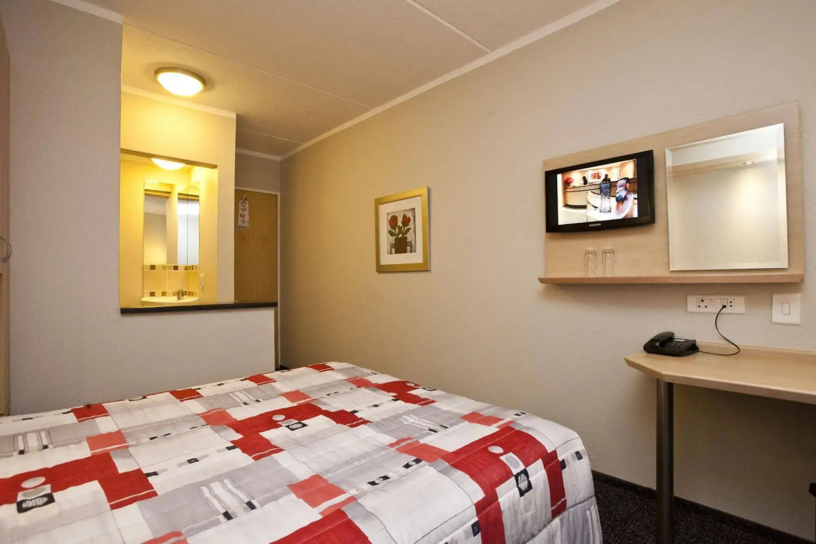 Road Lodge Carnival City