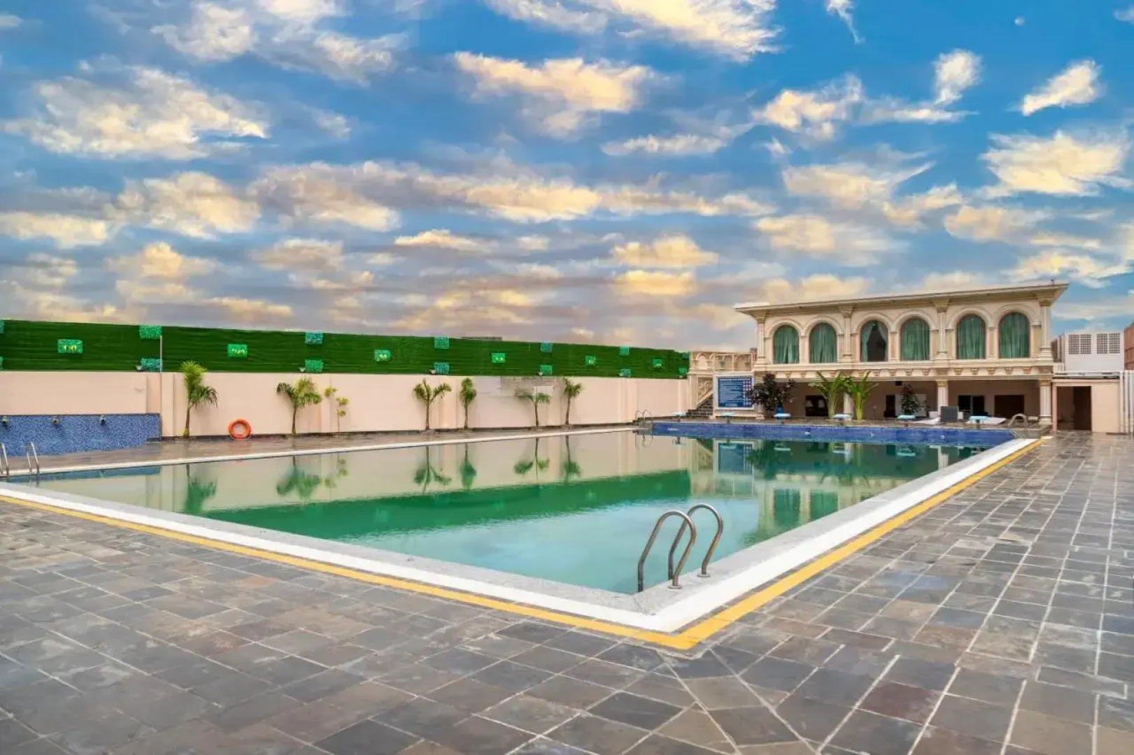 Diamond Palace Lords Plaza