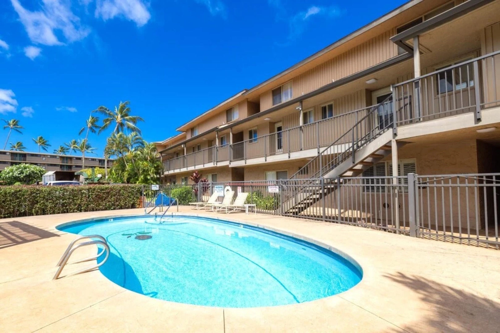 Lokelani #B203 - 2 Br condo by RedAwning