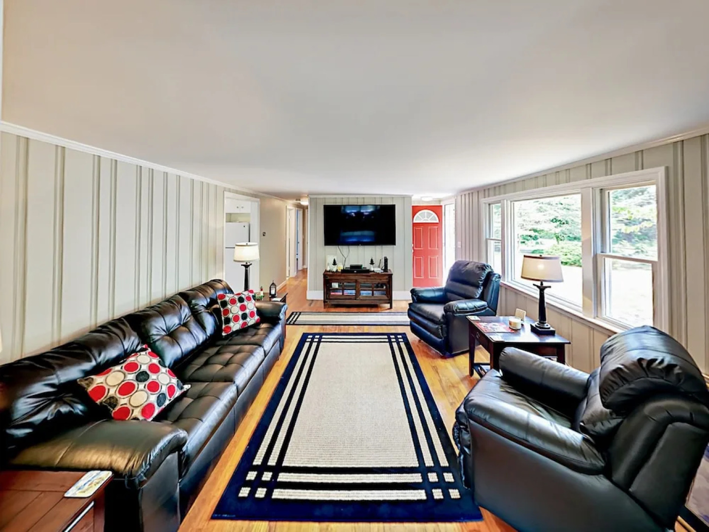 120 Boreen Rd Home 4 Bedrooms 1 Bathroom Home