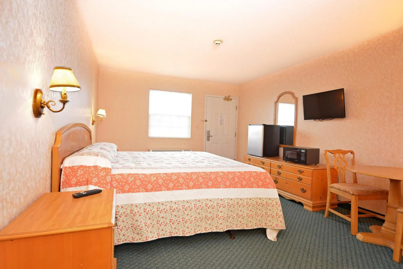 Our Guest Inn and Suites - Downtown