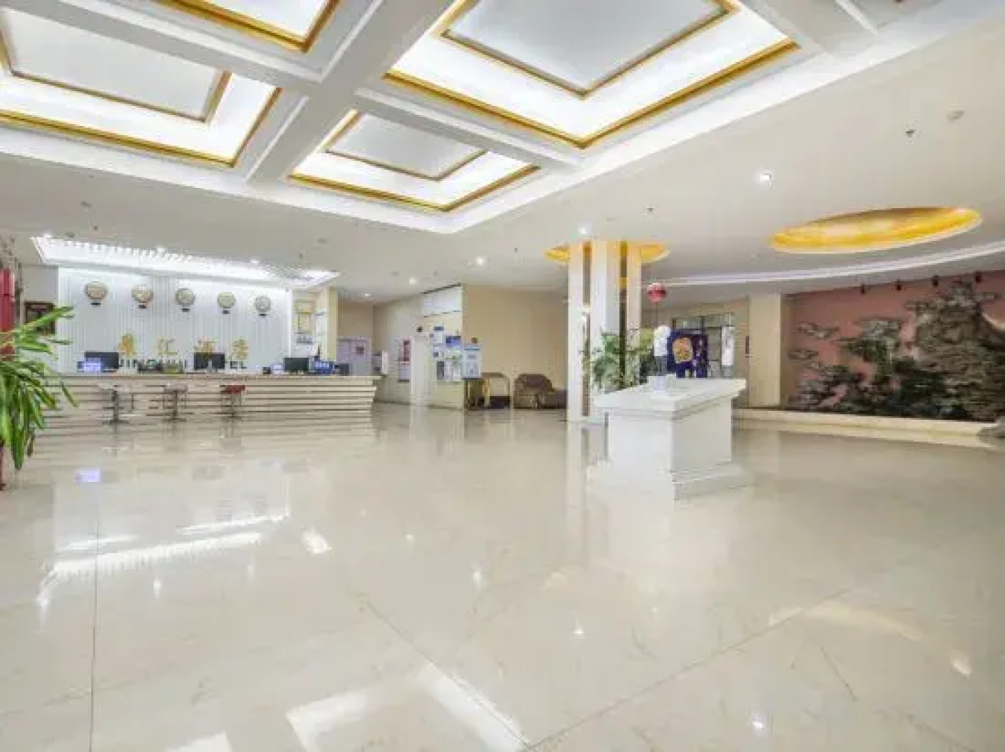 ChangJiang JingHui hotel
