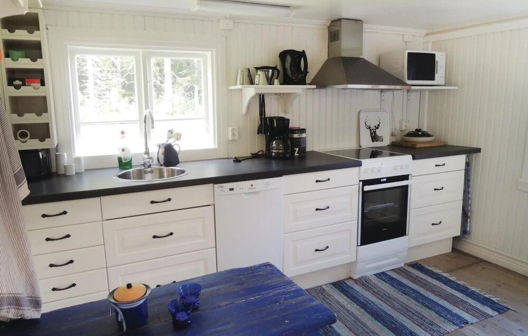 Stunning Home in Lammhult With 2 Bedrooms and Wifi