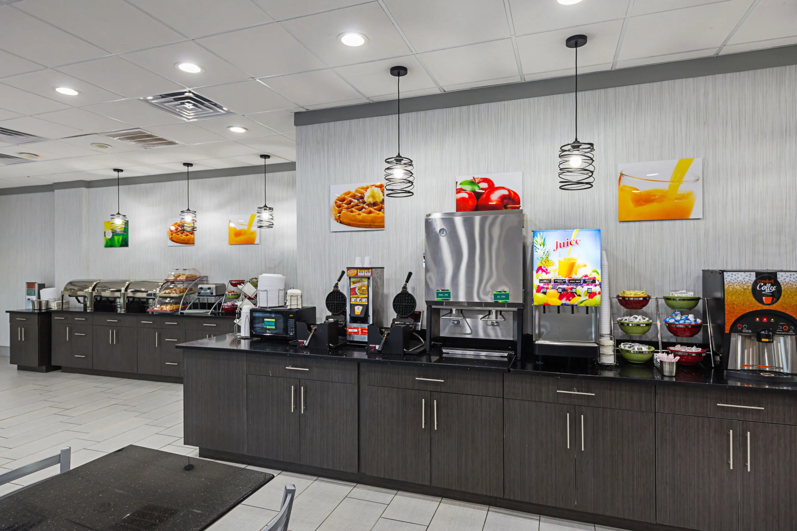 Quality Inn & Suites Greenville - Haywood Mall