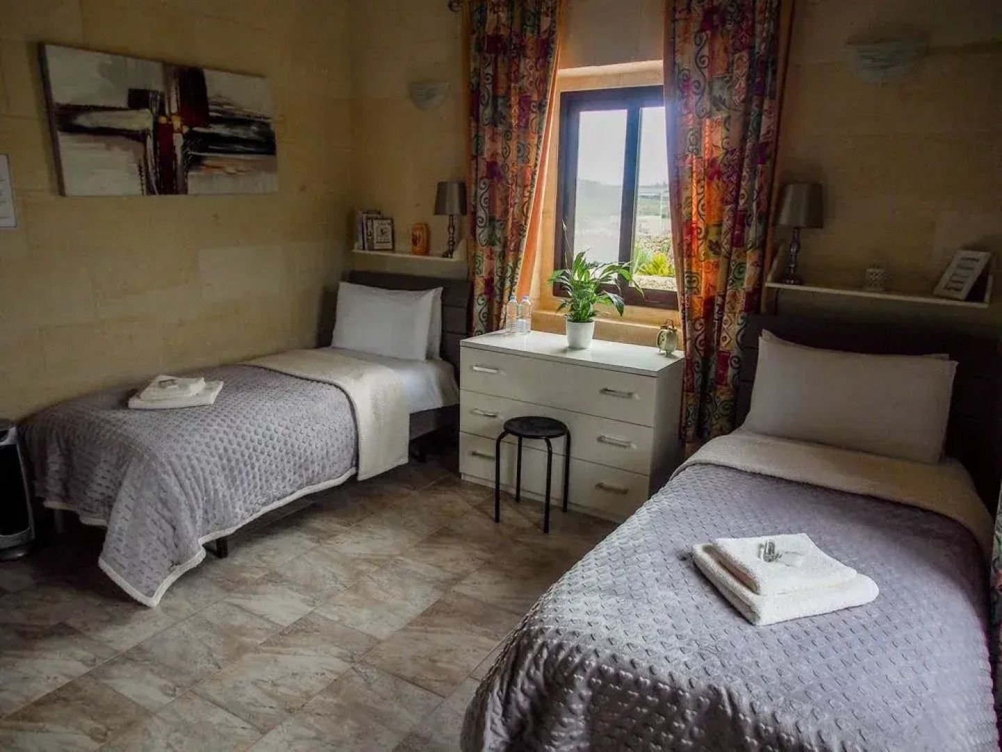 Country Views Bed & Breakfast