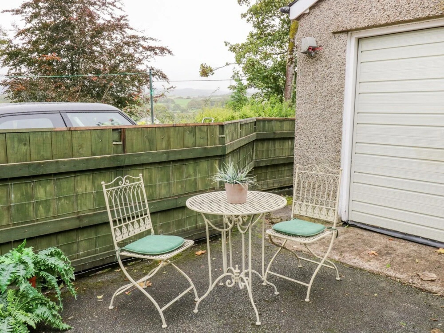 6 Gellilydan Terrace