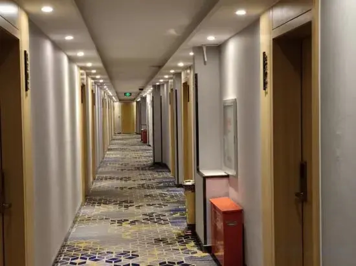 Wengniud Jiafulai Business Hotel