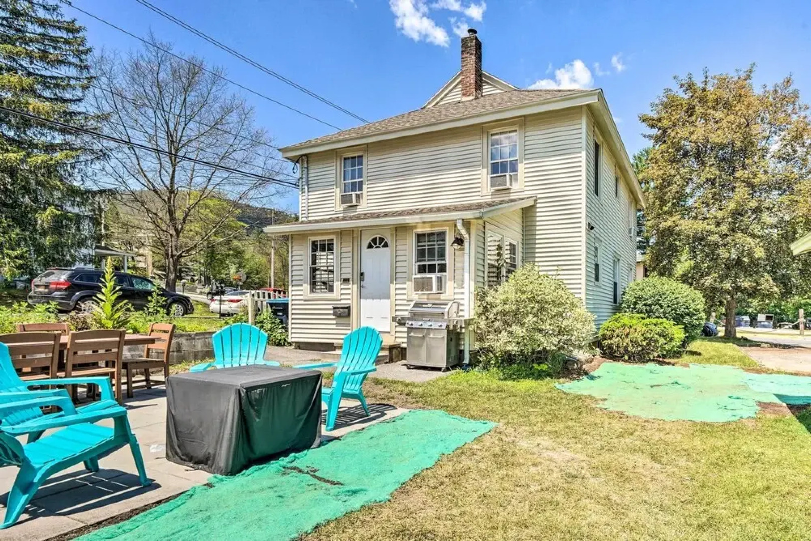 Walk to Lake George: Family Escape w/ Game Room!