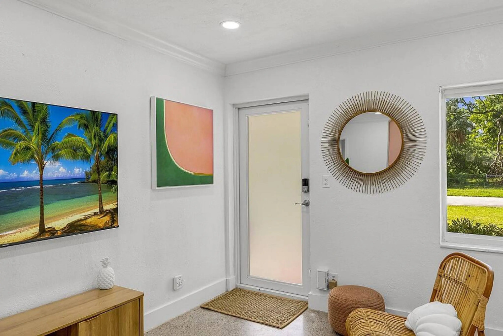 4BR Oasis Pool Putting Green