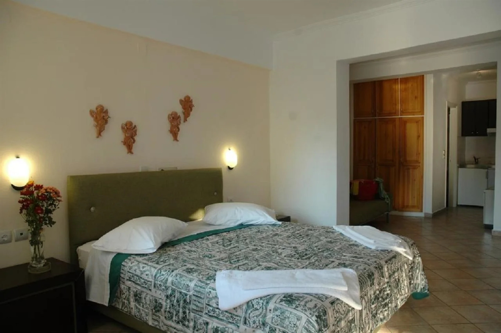 Santa Maura Studios & Apartments