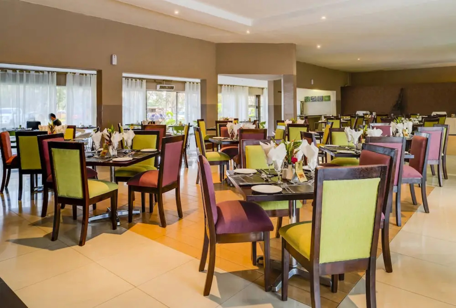 Kadoma Hotel And Conference Center