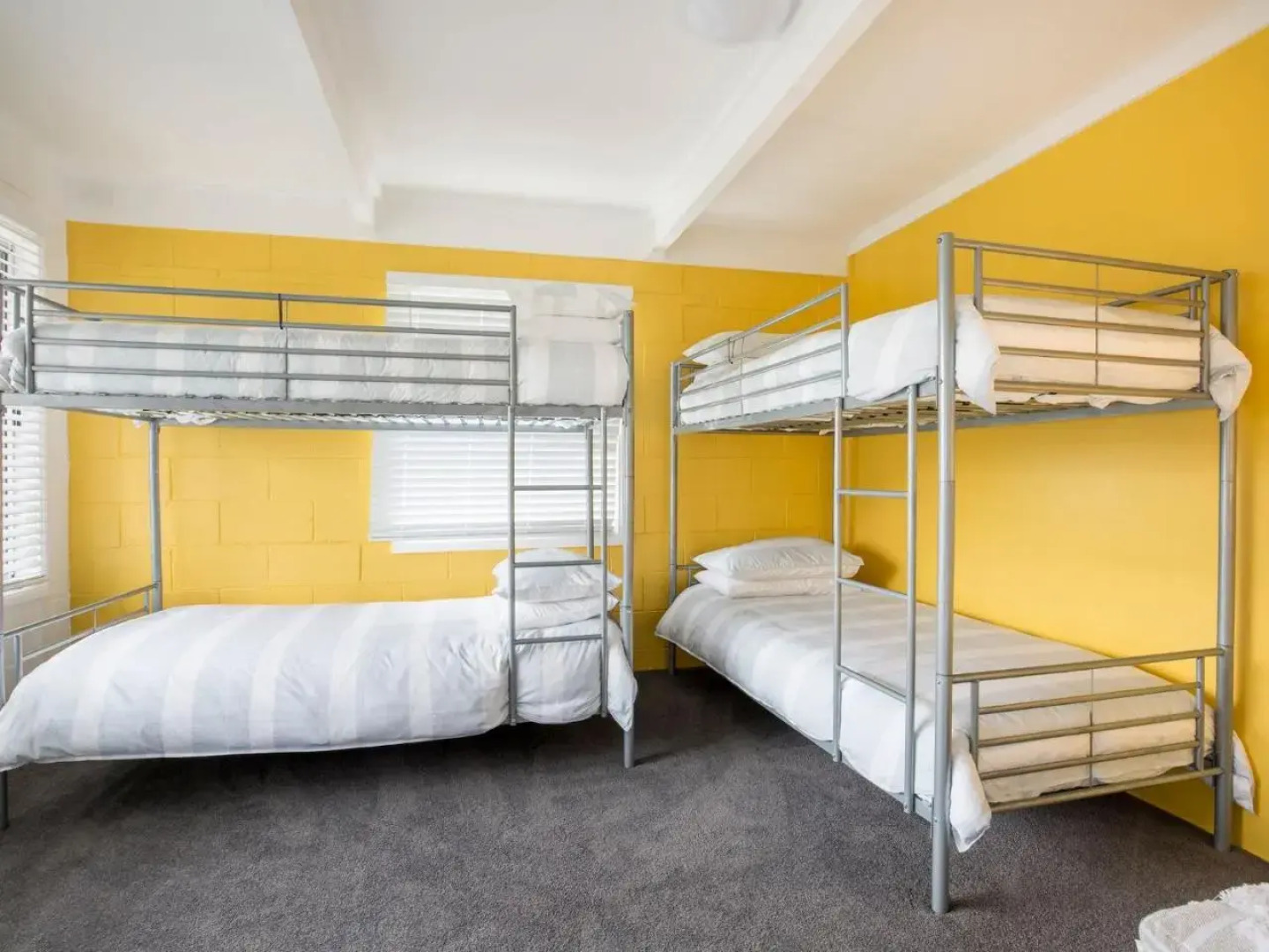 Sunfish - Pet Friendly - 4 Mins Walk to Beach