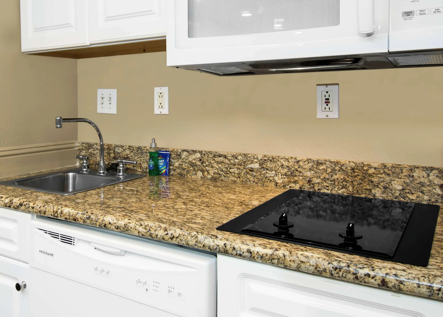 Hampton Inn & Suites Raleigh Cary Lenovo Center