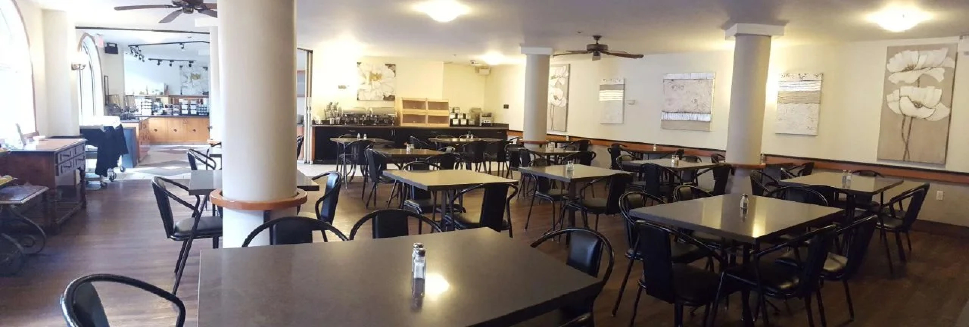 Pocaterra Inn & Waterslide