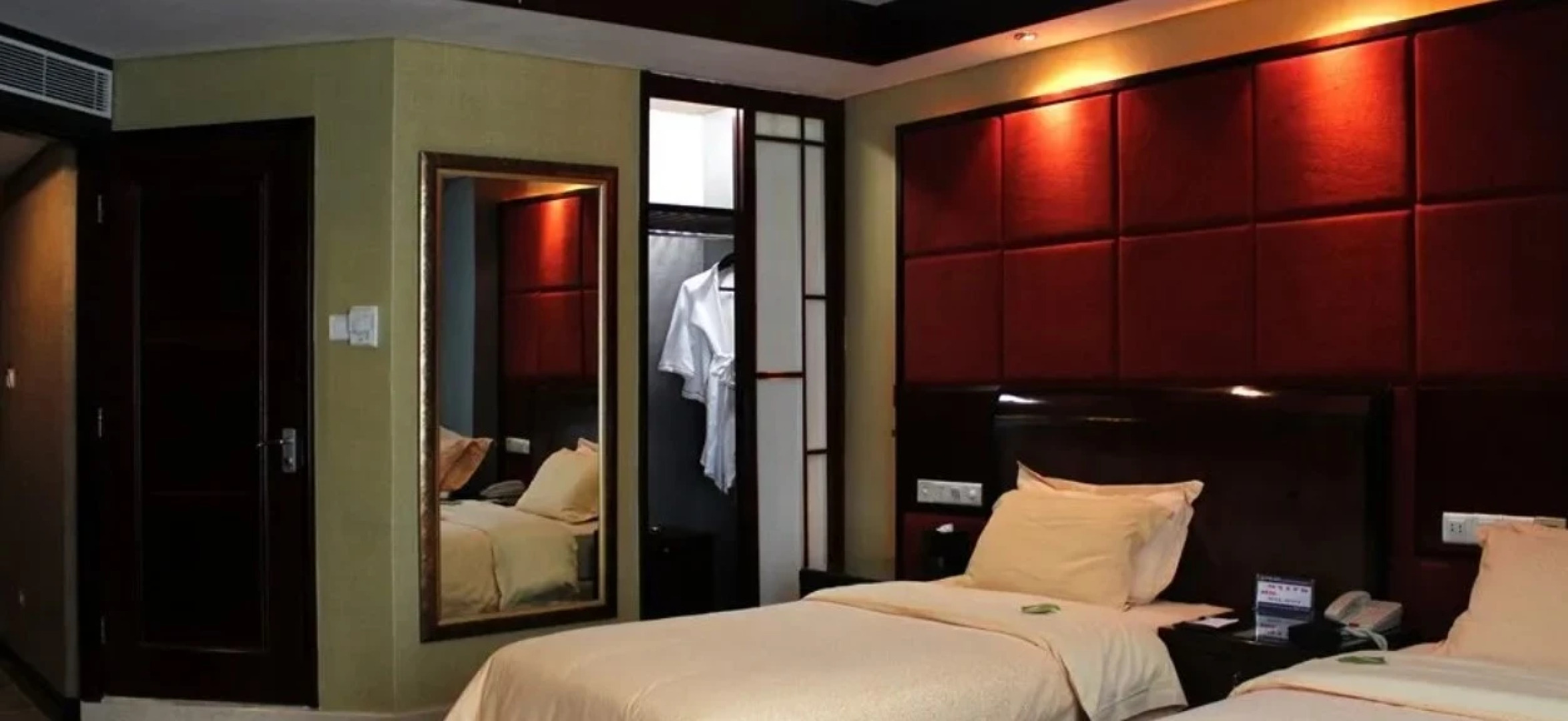 Chinflux Mandarin Hotel