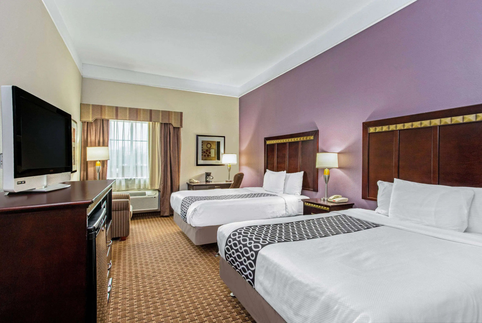 La Quinta Inn & Suites by Wyndham Cleburne