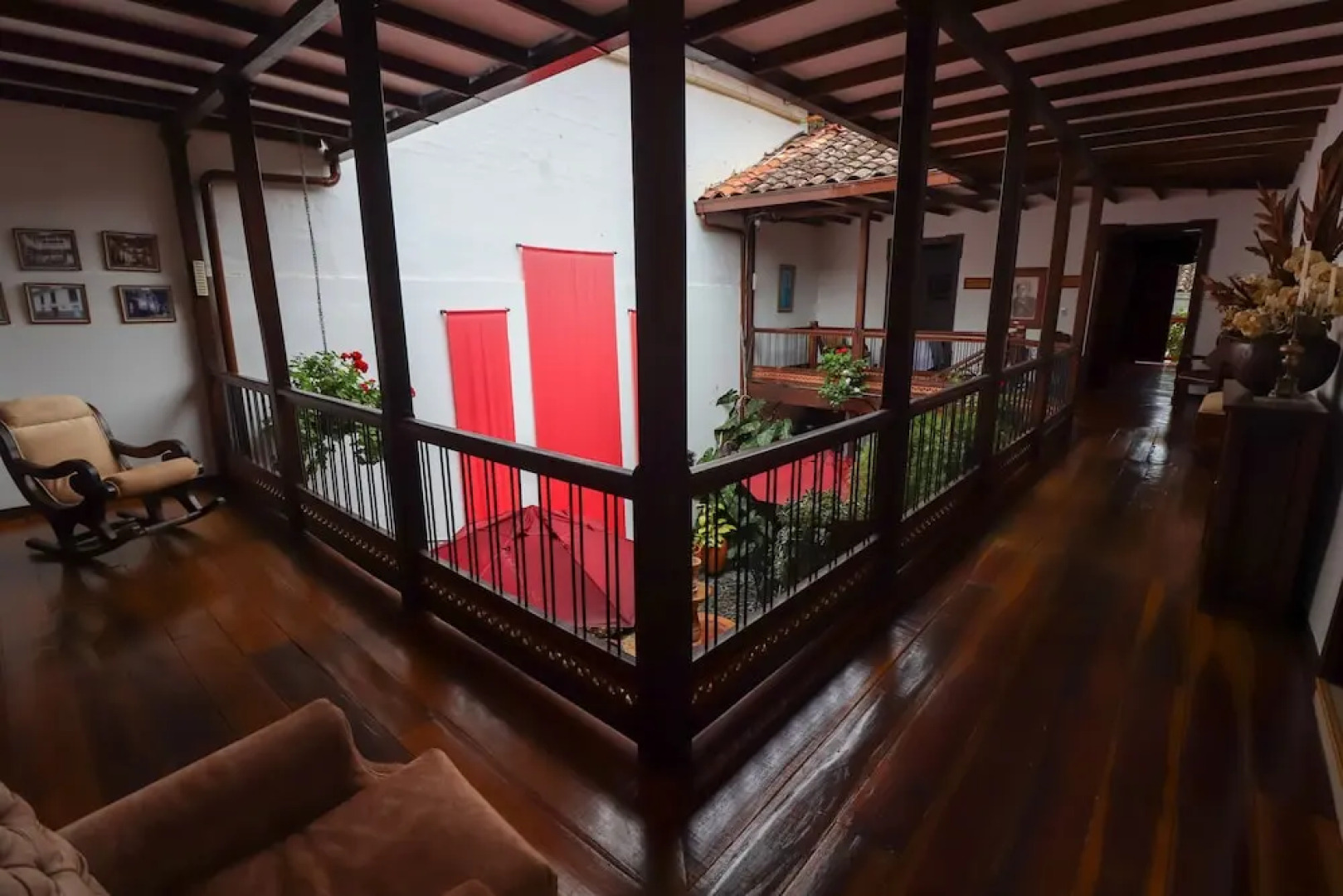 Casa Lola Hotel Boutique