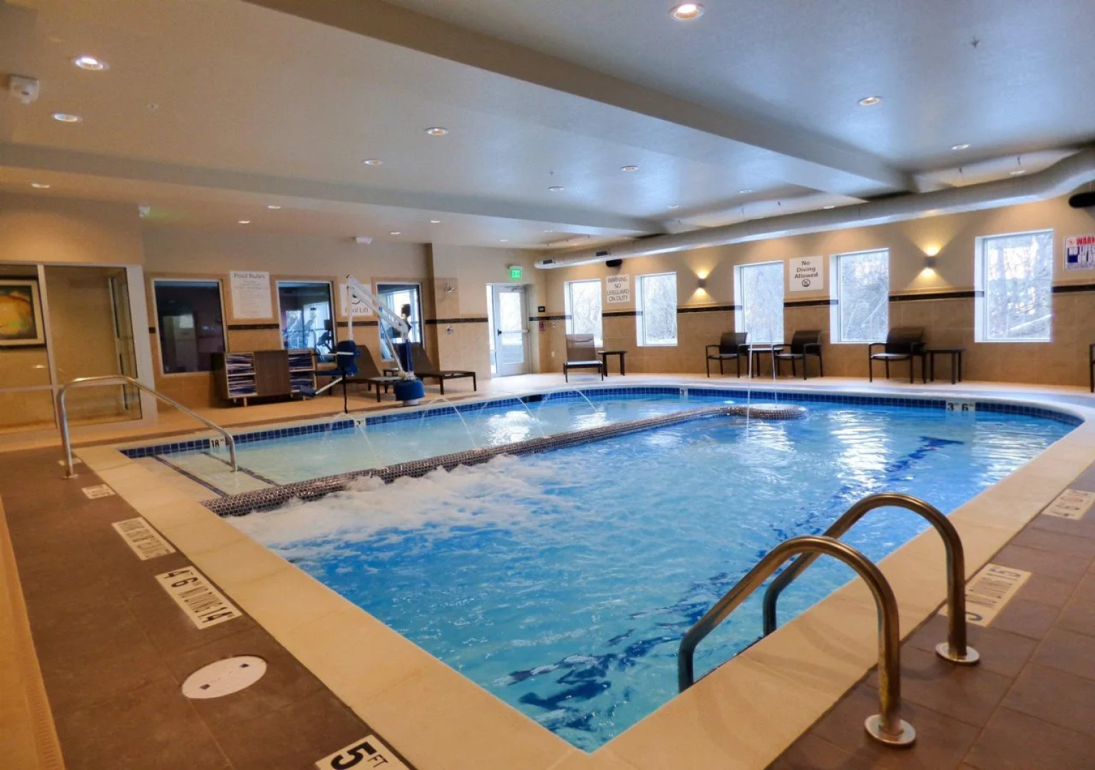 Holiday Inn Express & Suites Plymouth - Ann Arbor Area by IHG