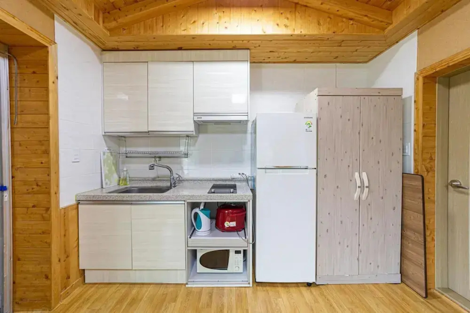 Samcheok Sol Beach Pension