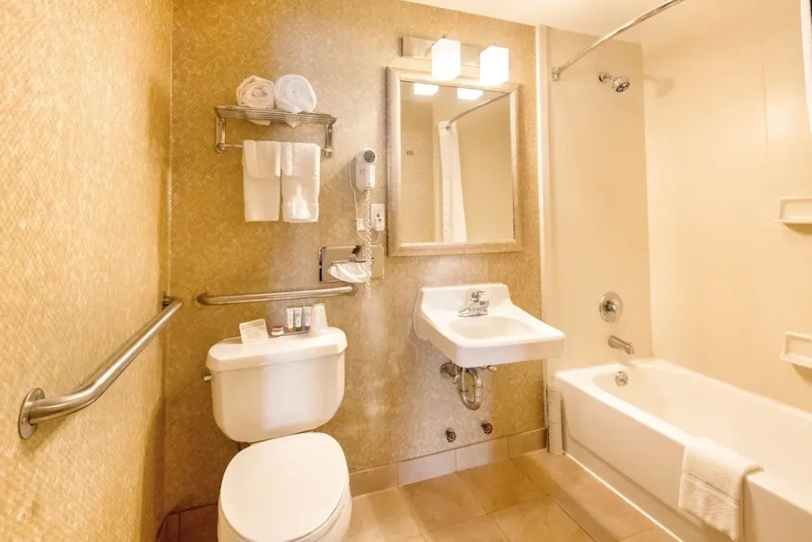 Prince Flushing Hotel