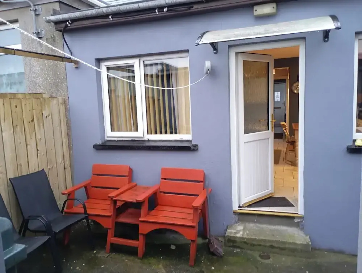 Cosy Cottage- Sleeps 4, Free Parking & Golf Nearby