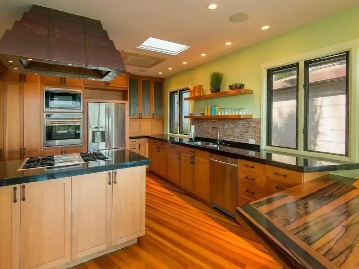 Kai Halulu 3 Bedroom Home by RedAwning