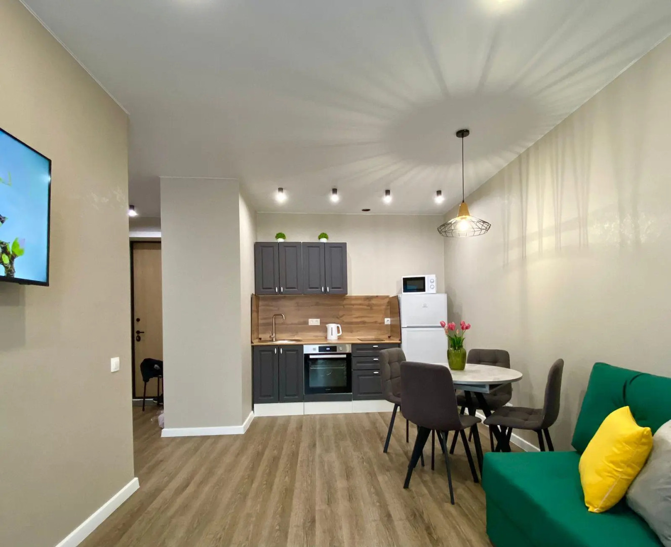 Нобель на улице Газовиков 36