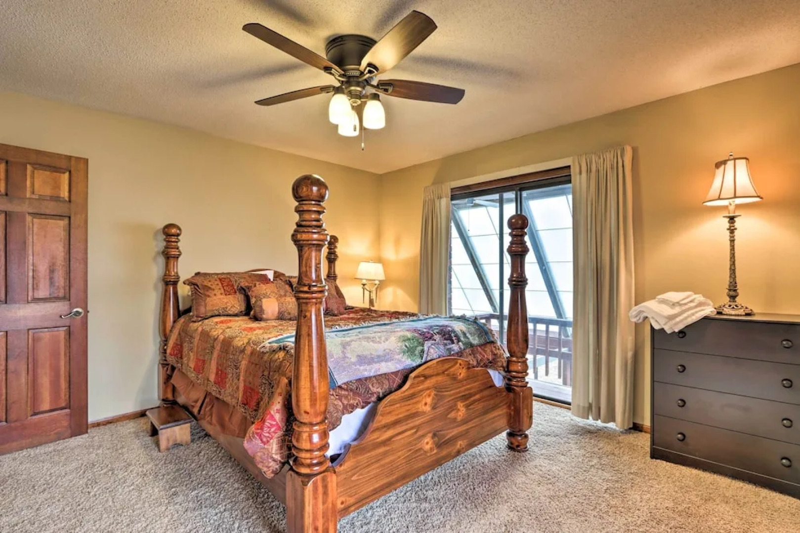 Spacious Home w/ Pond ~ 13 Mi to Columbia!