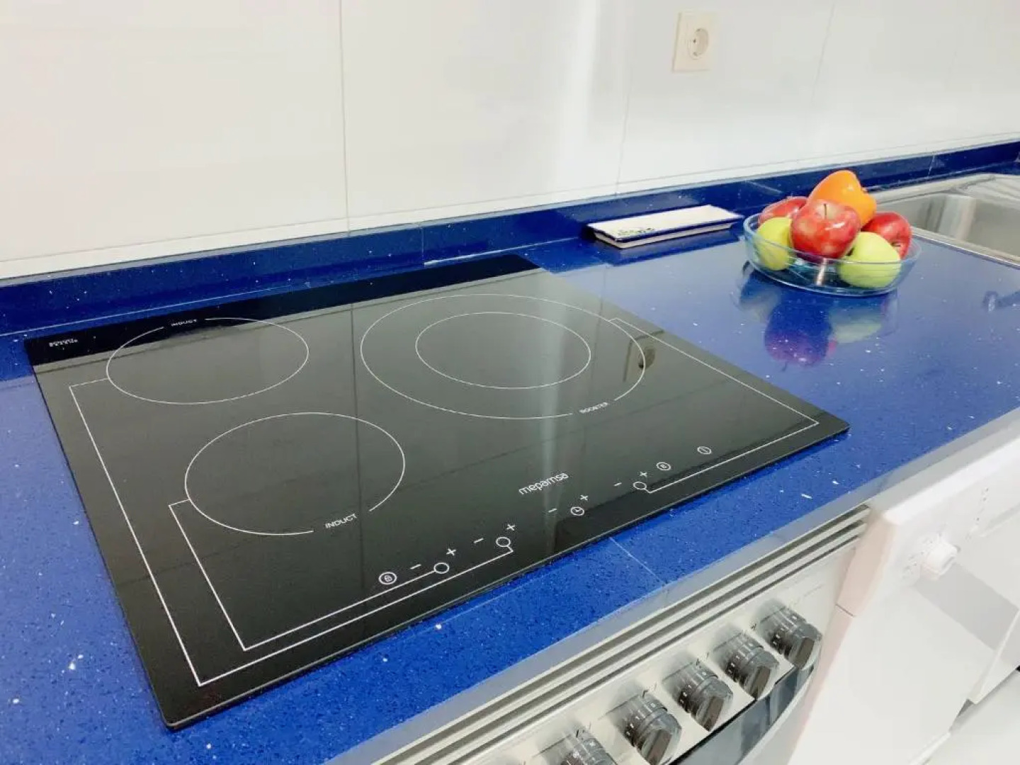 Apartamento Nuevo con Gran Terraza y Wifi en Canet