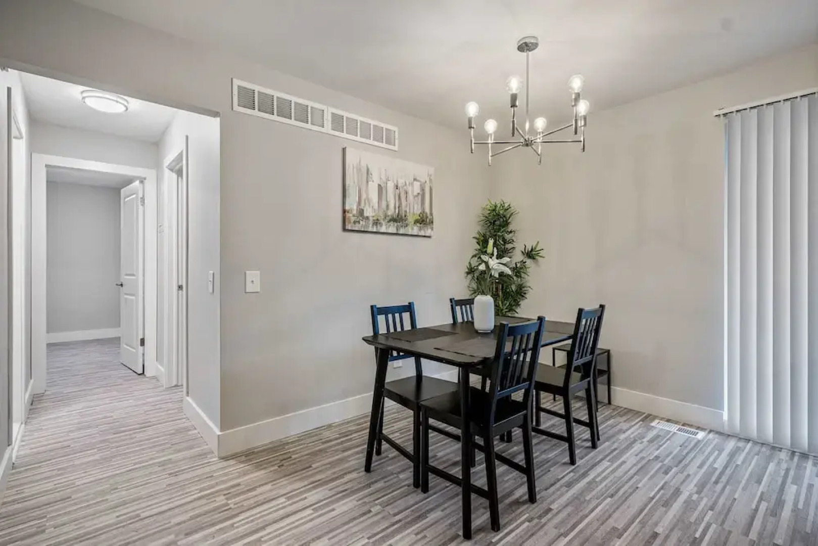 Spacious 2BR 1BA Haven - Perfect for Families