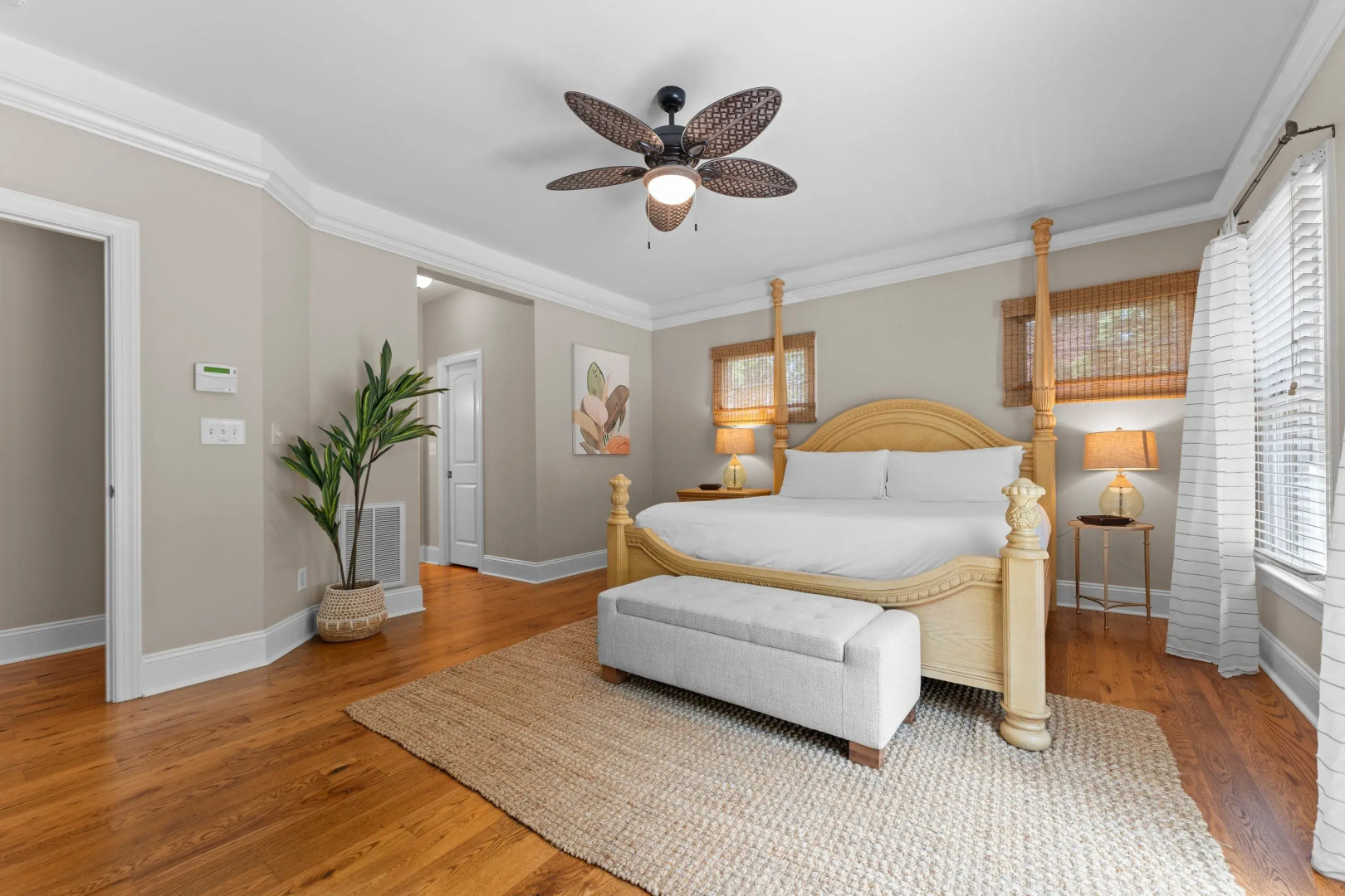 Making Waves by Avantstay Sleeps 20 + Pool