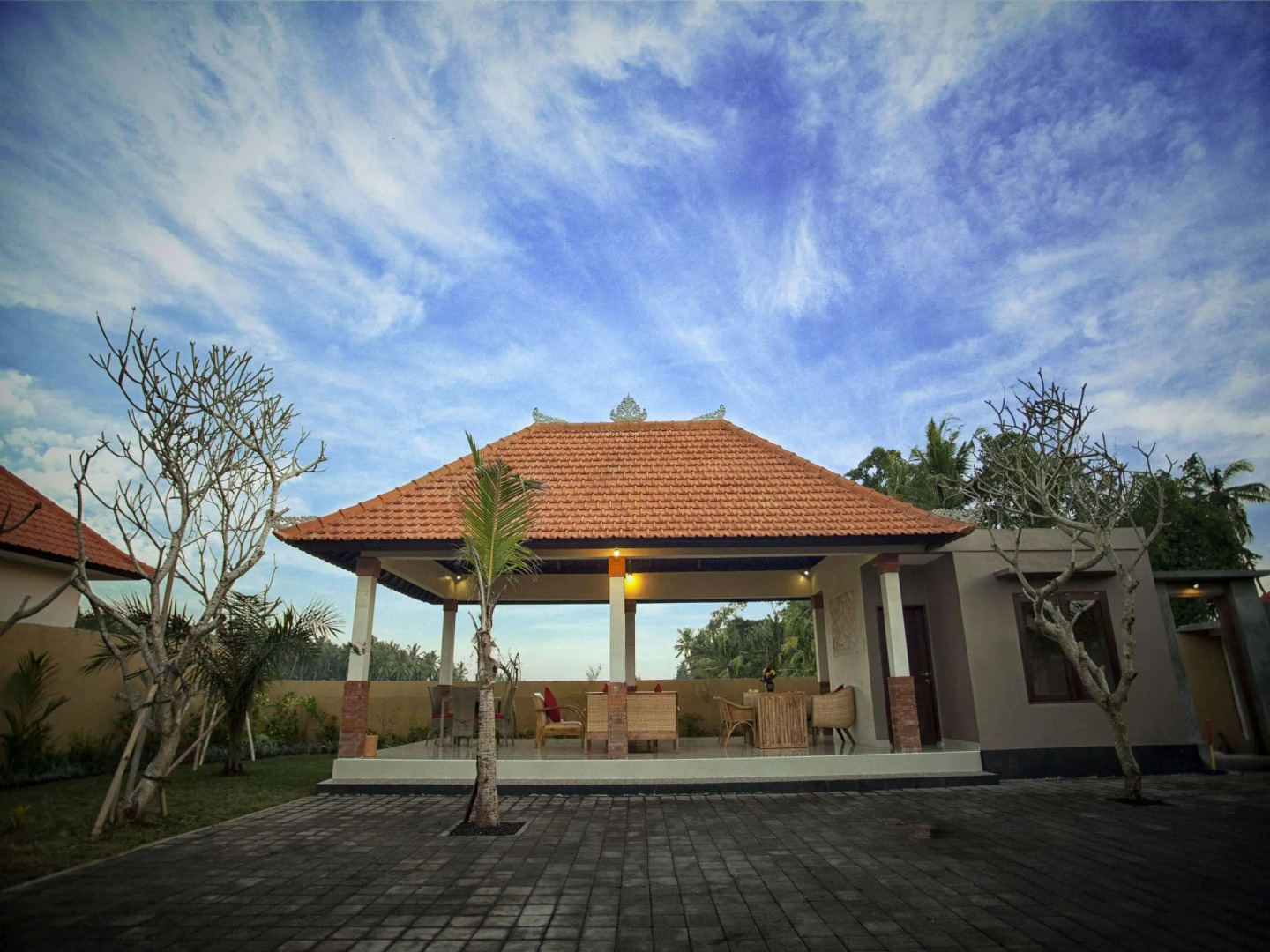 The Sawah Resort & Villa