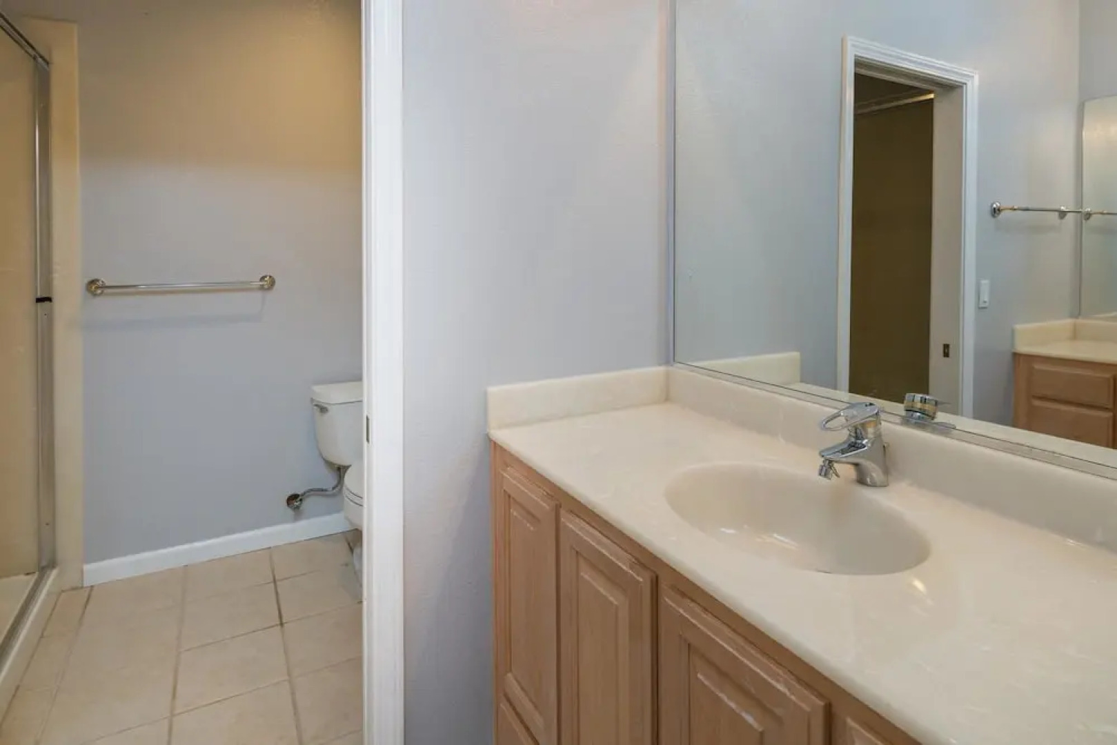 Hilltop 4 Br W Gorgeous SF Bay Panoramic Views by RedAwning