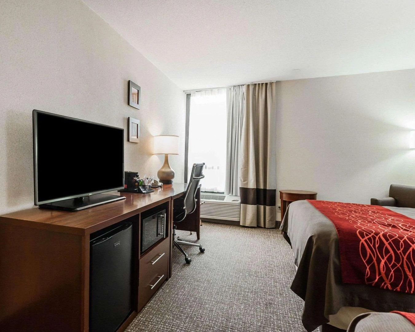 Spark by Hilton Denver East I 70