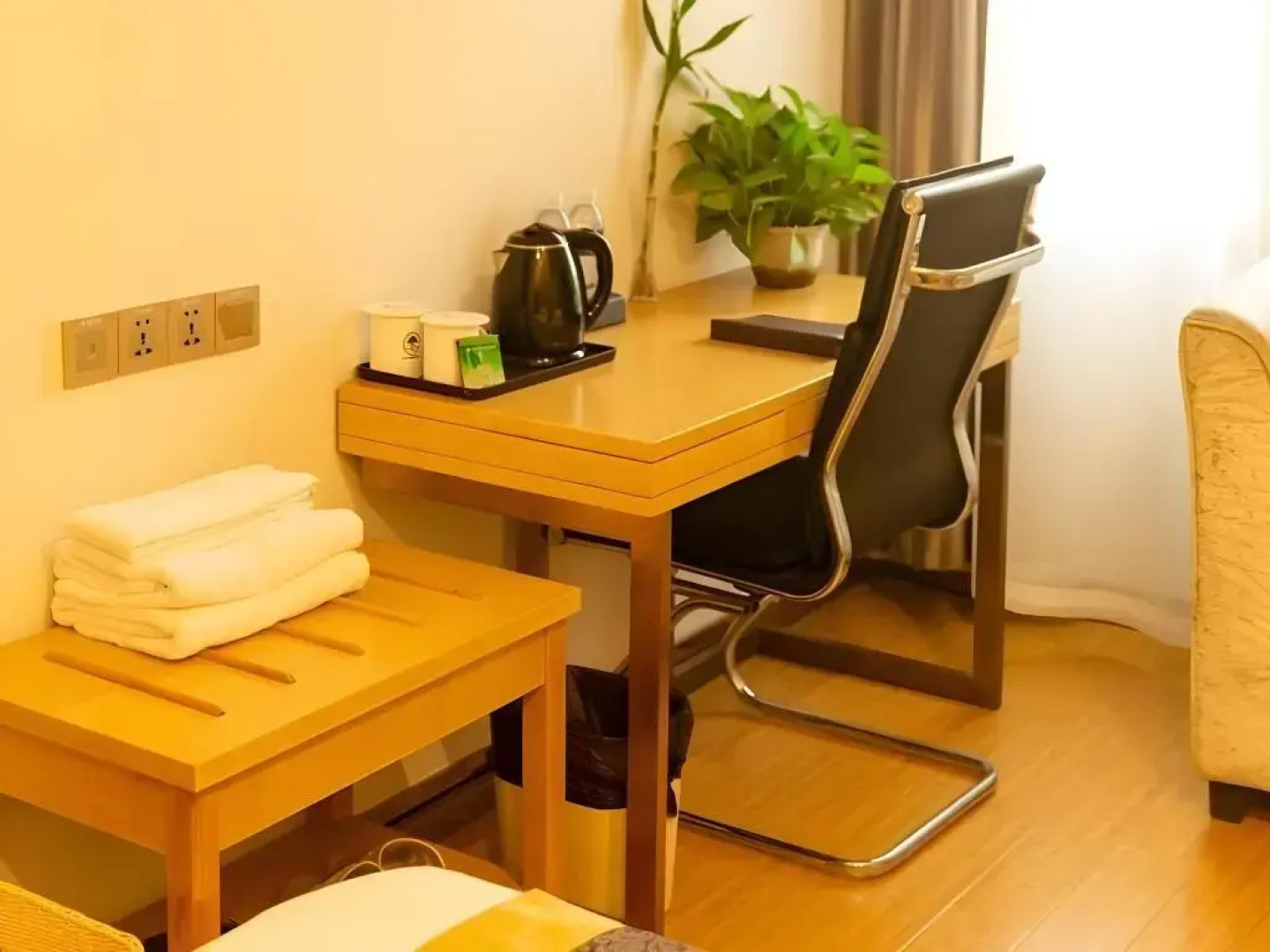 GreenTree Inn Xinyang Gushi County Liaocheng Avenue