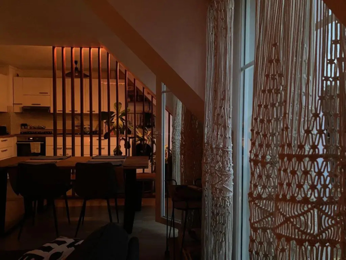 Comfy flat 7 min away from Disney