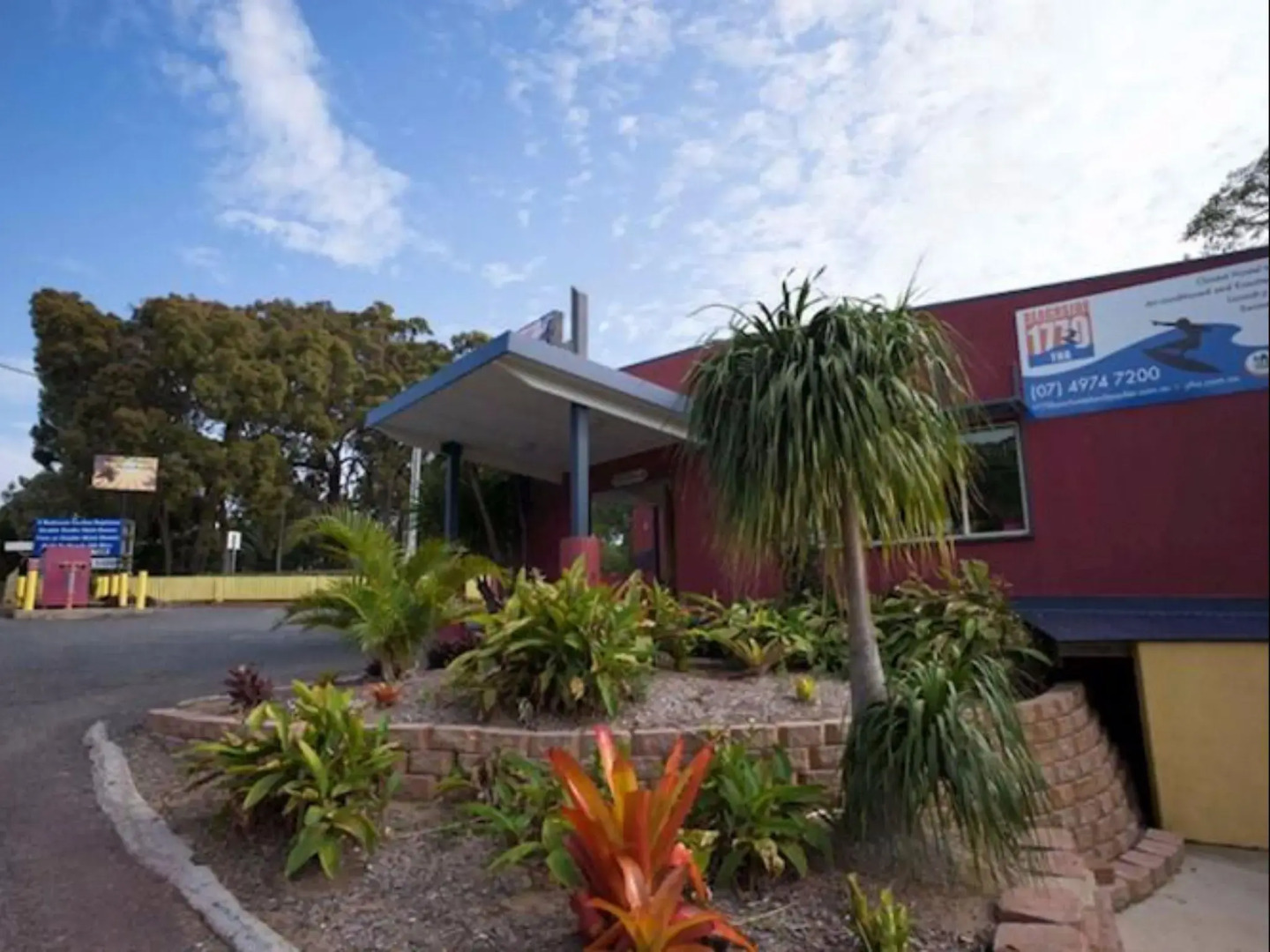 Agnes Palms Beachside Apartments